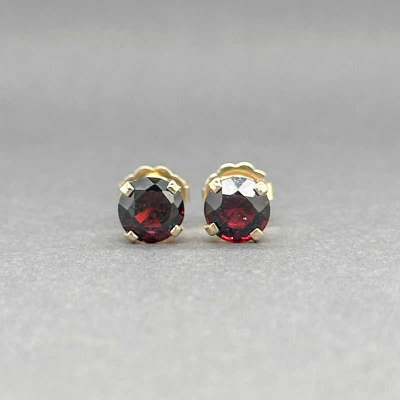 Estate 14K Y Gold 1.66ctw Garnet Stud Earrings - Walter Bauman Jewelers