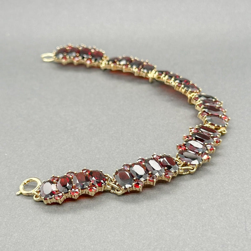 Estate 14K Y Gold 26.60ctw Garnet Bracelet - Walter Bauman Jewelers