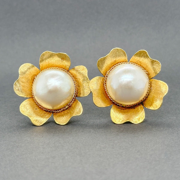 Estate 14K Y Gold Mabe Pearl Flower Clip On Earrings - Walter Bauman Jewelers