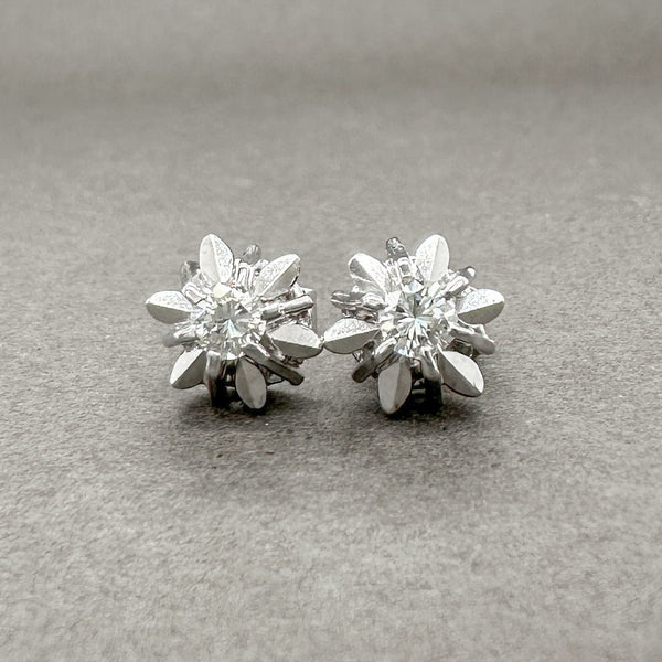 Estate 18K W Gold 0.27ctw H-I/SI1 Diamond Stud Earrings - Walter Bauman Jewelers