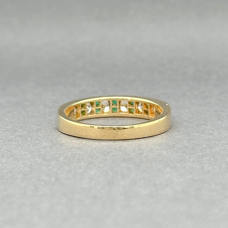 Estate 18K Y Gold 0.12ctw Emerald & 0.51ctw F - G/SI1 Diamond Ring - Walter Bauman Jewelers