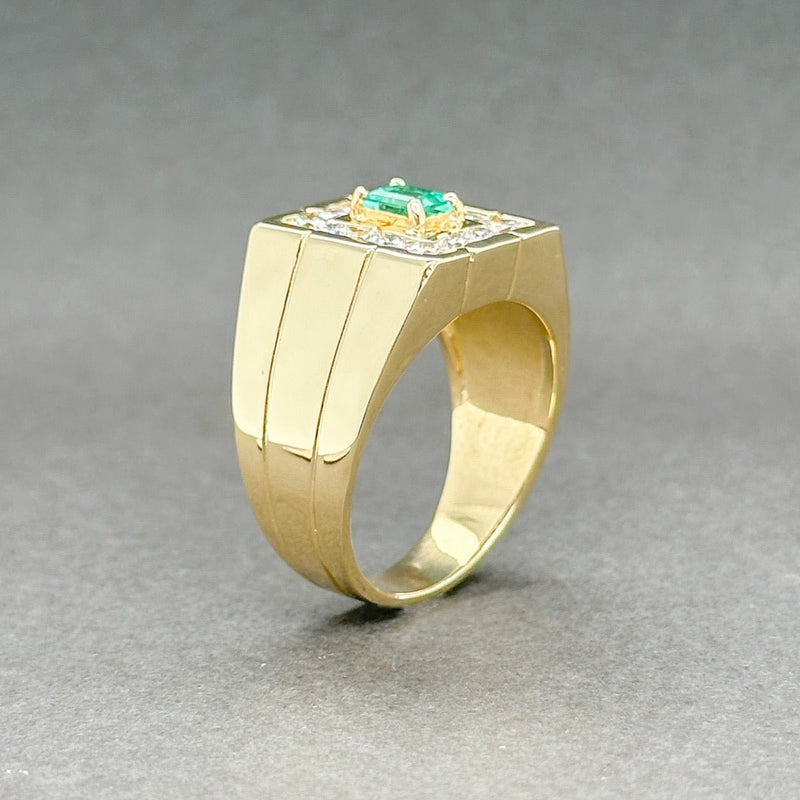 Estate 18K Y Gold 0.35ctw Emerald & 0.54ctw H-J/VS1-SI1 Diamond Ring - Walter Bauman Jewelers