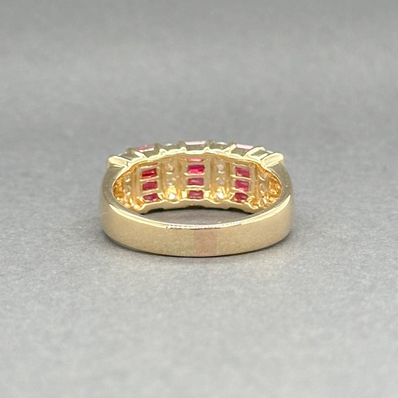 Estate 18K Y Gold 0.60ctw Lab Rubies & 0.35ctw H - I/SI1 - 2 Diamond Ring - Walter Bauman Jewelers