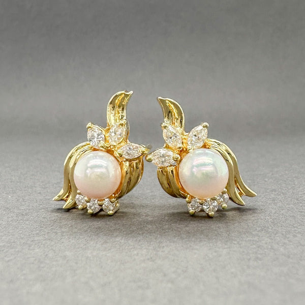 Estate 18K Y Gold Akoya Pearl & 0.36ctw G - H/VS2 Diamond Screwback Earrings - Walter Bauman Jewelers