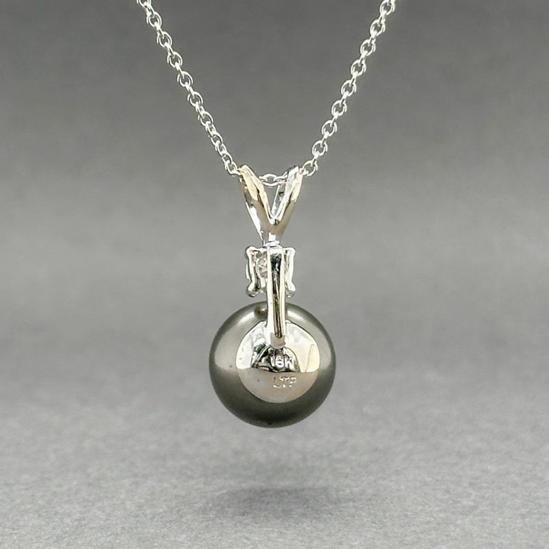 Estate 18K Y Gold Tahitian Pearl & 0.19ct G - H/VS1 Diamond Pendant - Walter Bauman Jewelers