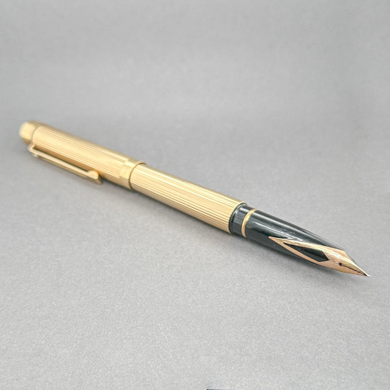 Estate Sheaffer Fluted Fountain Pen - Walter Bauman Jewelers