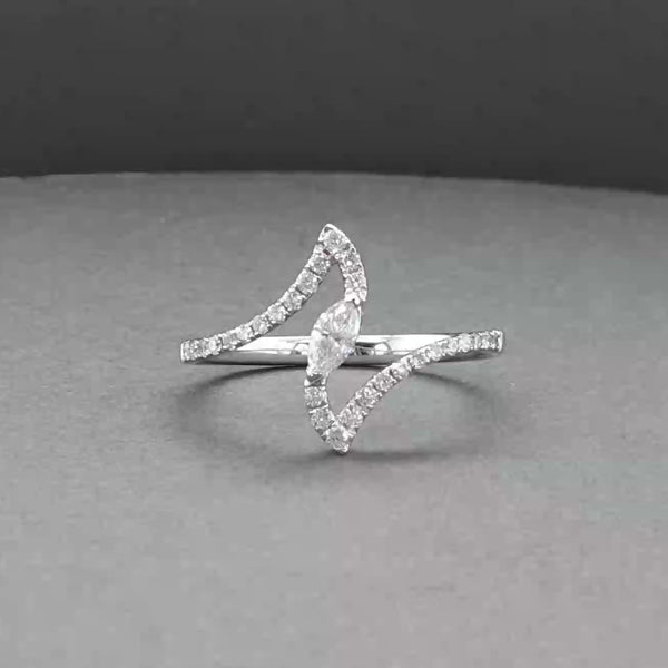 Estate 14K W Gold 0.33ctw Diamond Bypass Ring