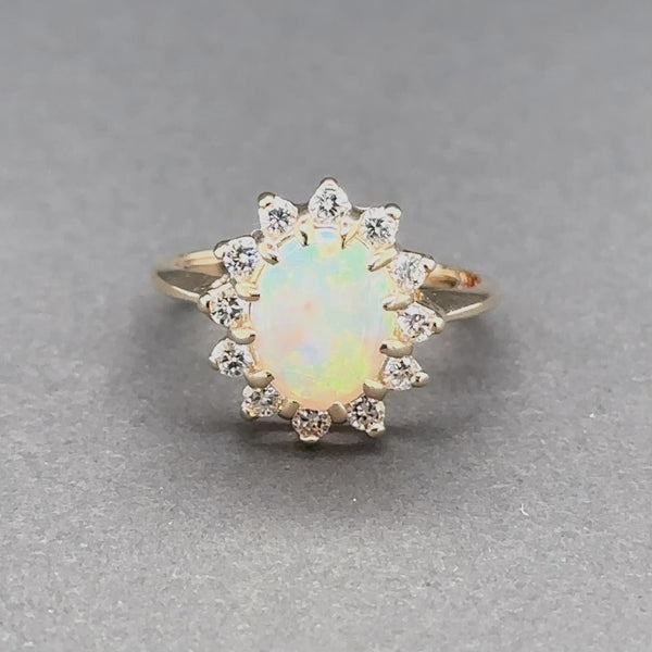 Estate 14K Y Gold 0.87ct Opal & 0.26ctw H-I/VS2-SI1 Diamond Ring