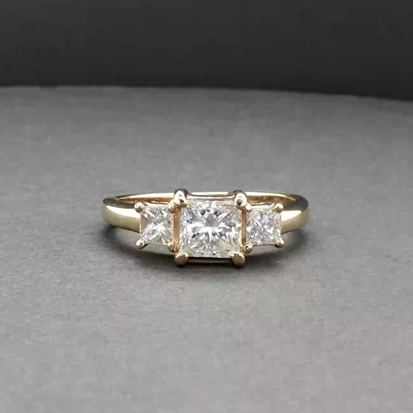 Estate 14K Y Gold 1.38ctw Princess Cut Diamond Eng. Ring