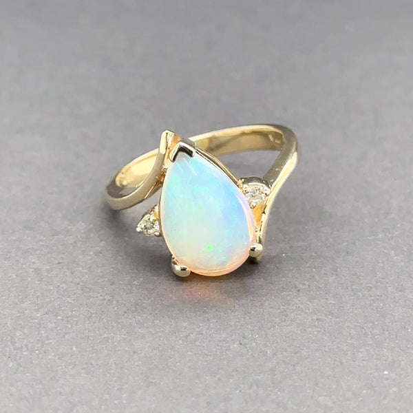 Estate 14K Y Gold 2.74ct White Opal & 0.05ctw I/SI2 Diamond Ring