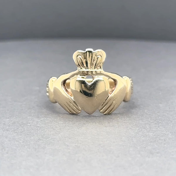 Estate 14K Y Gold Claddagh Ring