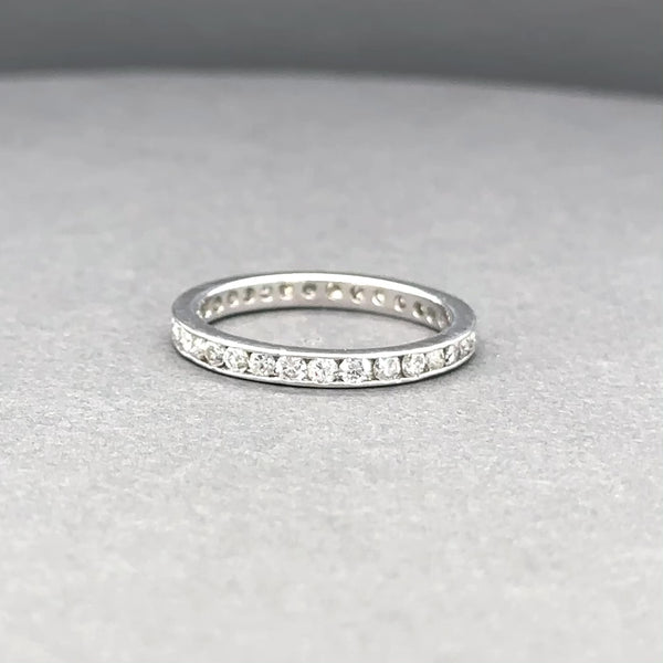 Estate Platinum 0.75ctw H/SI2-I1 Diamond Eternity Ring