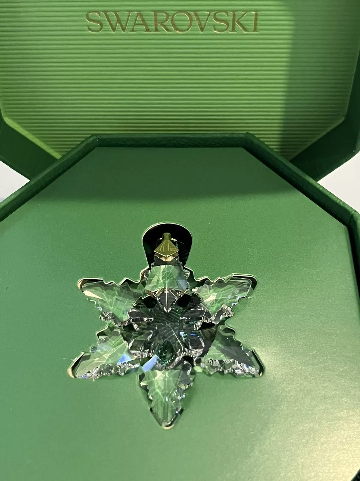 Swarovski Little Snowflake Ornament 2024 – Walter Bauman Jewelers