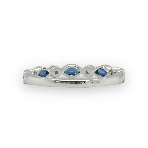 14K W Gold 0.05ctw Diamond and 0.60ctw Blue Sapphire Ring - Walter Bauman Jewelers