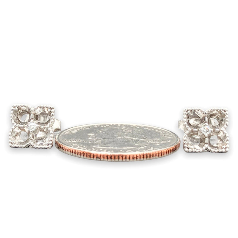 14K W Gold 0.06cttw Diamond Clover Stud Earrings - Walter Bauman Jewelers