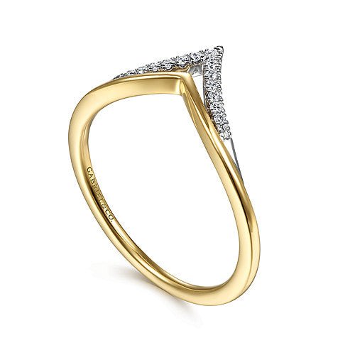14K Y Gold 0.05cttw Diamond Chevron Ring - Walter Bauman Jewelers