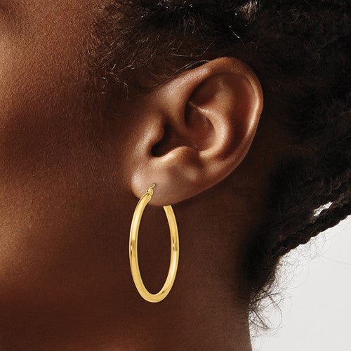 14K Y Gold 2.5mm Lightweight Hoop Earrings - Walter Bauman Jewelers