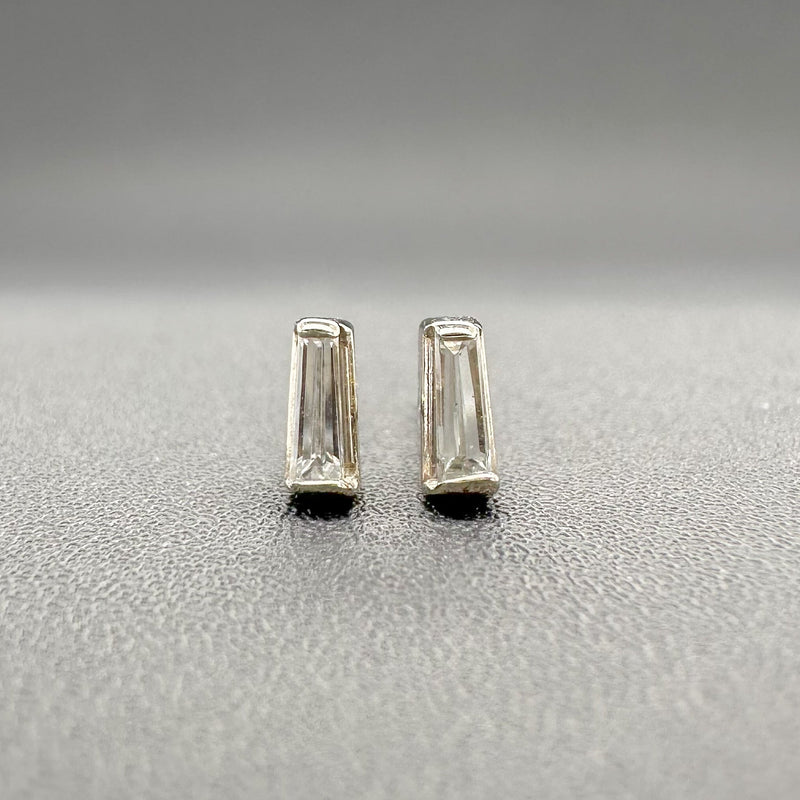 Estate 14K W Gold 0.09ctw G-H/VS1-2 Diamond Stud Earrings - Walter Bauman Jewelers