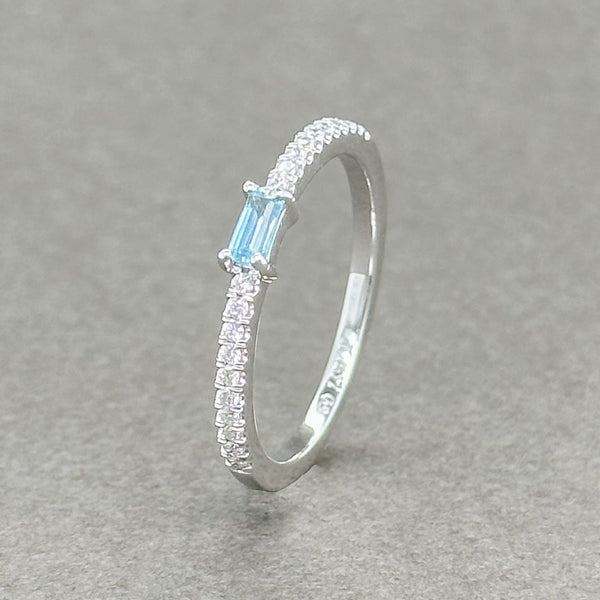 Estate 14K W Gold 0.10ct Blue Topaz & 0.12cttw G-H/SI1 Diamond Stacking Ring - Walter Bauman Jewelers