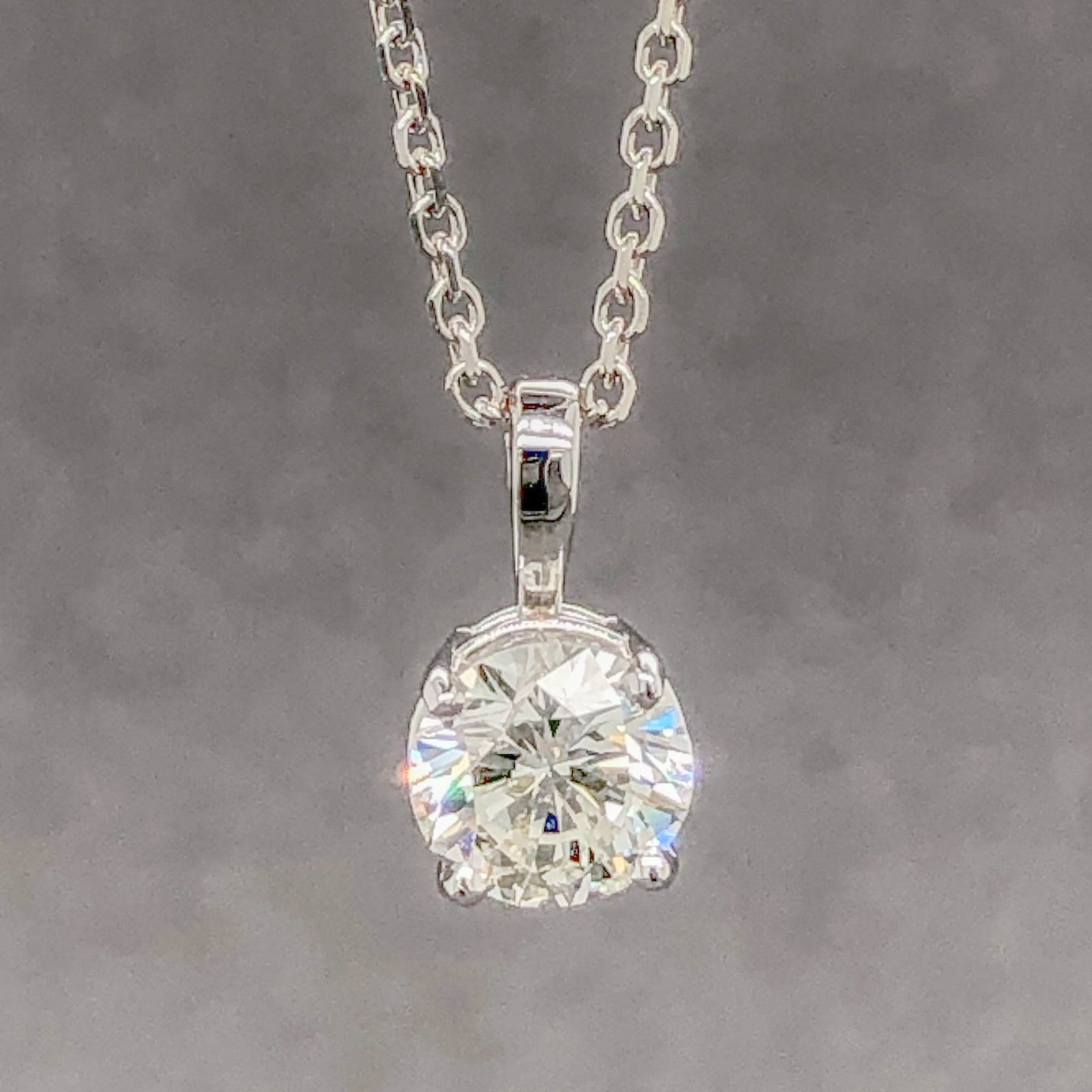 Vvs1 shops diamond pendant !!Tested!!