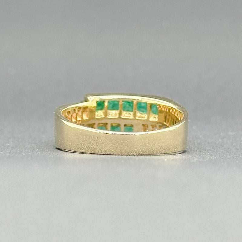 Estate 14K Y Gold 0.20ctw Emerald & 0.06ctw I-J/SI1-2 Diamond Ring - Walter Bauman Jewelers