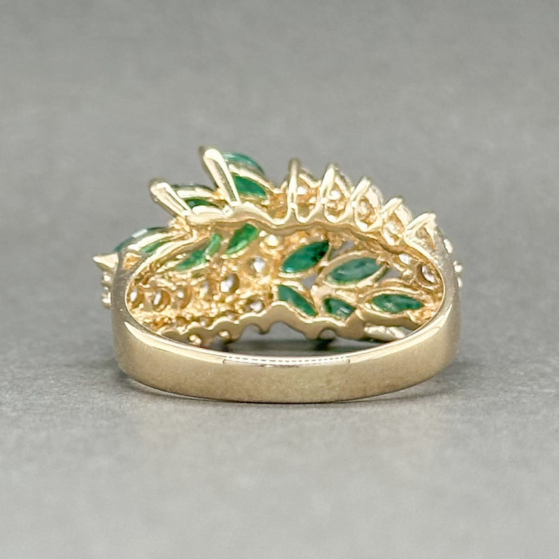 Estate 14K Y Gold 0.90ctw Emerald & 0.27ctw I-J/SI1-2 Diamond Ring - Walter Bauman Jewelers