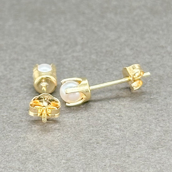 Estate 14K Y Gold 4mm Cultured Pearl Stud Earrings - Walter Bauman Jewelers