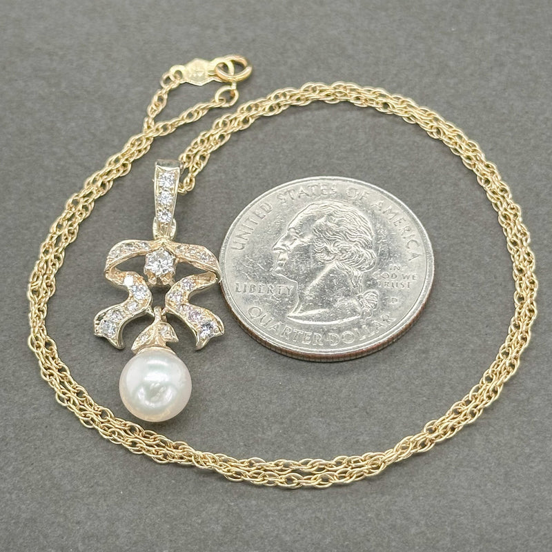 Estate 14K Y Gold Akoya Pearl & 0.51ctw H-I/SI1-2 Diamond Pendant - Walter Bauman Jewelers