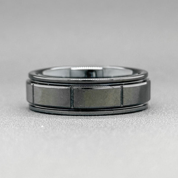 Estate Black Tungsten Carbide Stepped Edge 7mm Men’s Wedding Band - Walter Bauman Jewelers