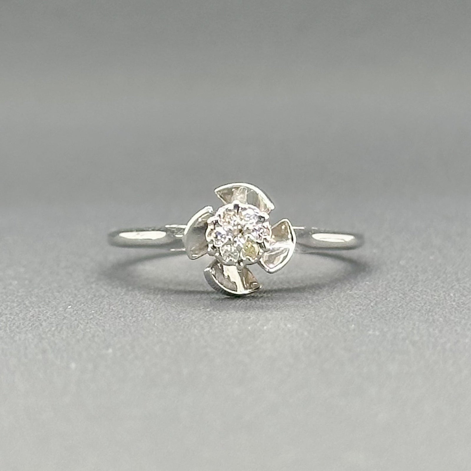 Estate Retro 14K W Gold IJ/SI1-2 Diamond Ring Walter