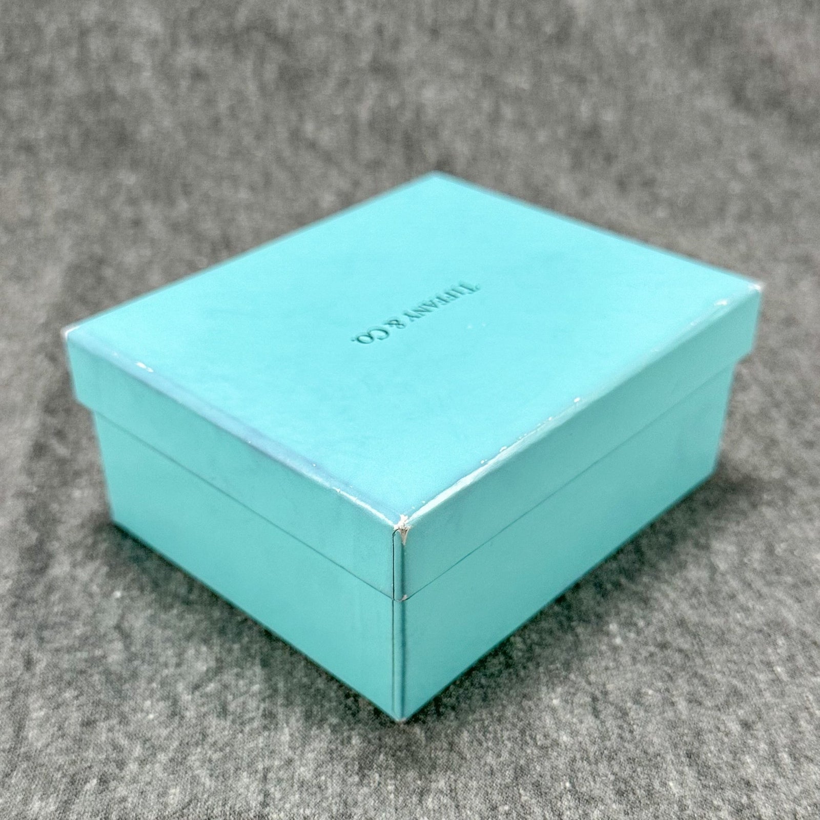 estate-t-co-outer-box-w-inner-