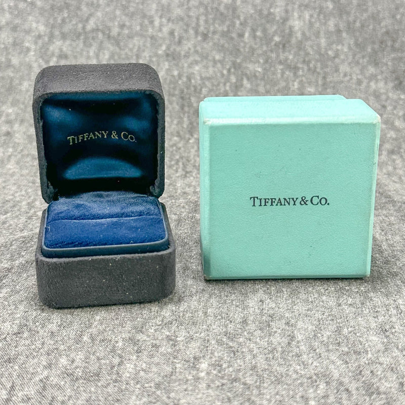 Estate T&Co. Outer & Inner Suede Ring Box (Empty) - Walter Bauman Jewelers