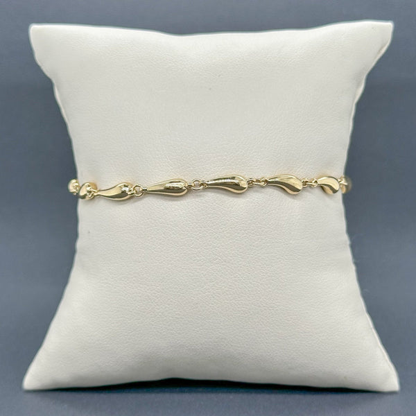 Estate Tiffany & Co 18K Y Gold Teardrop Link Bracelet - Walter Bauman Jewelers
