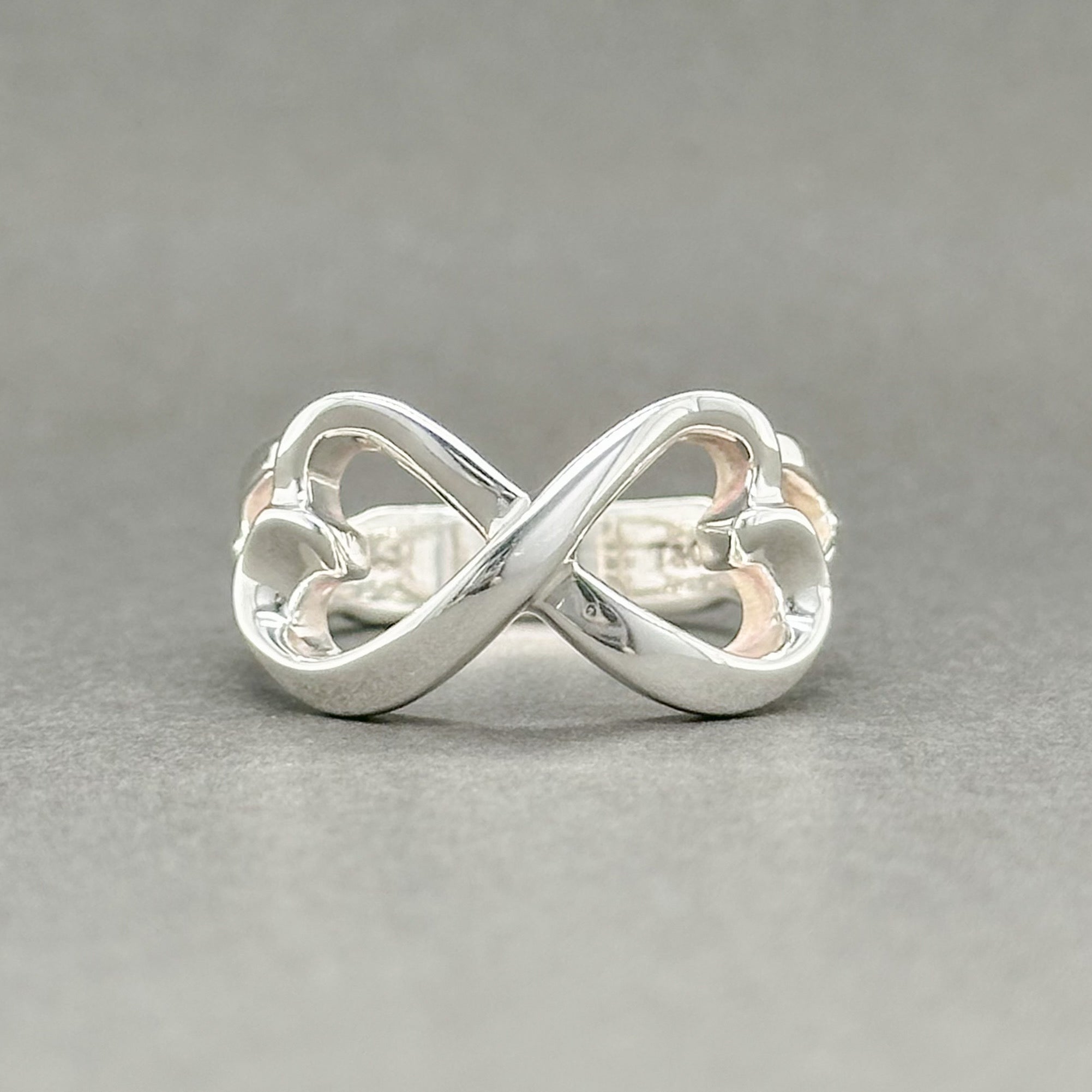 Estate Tiffany & Co. Paloma Picasso SS Loving Hearts Infinity Ring ...