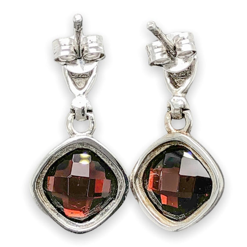 SS 4.32cttw Garnet Drop Earrings - Walter Bauman Jewelers